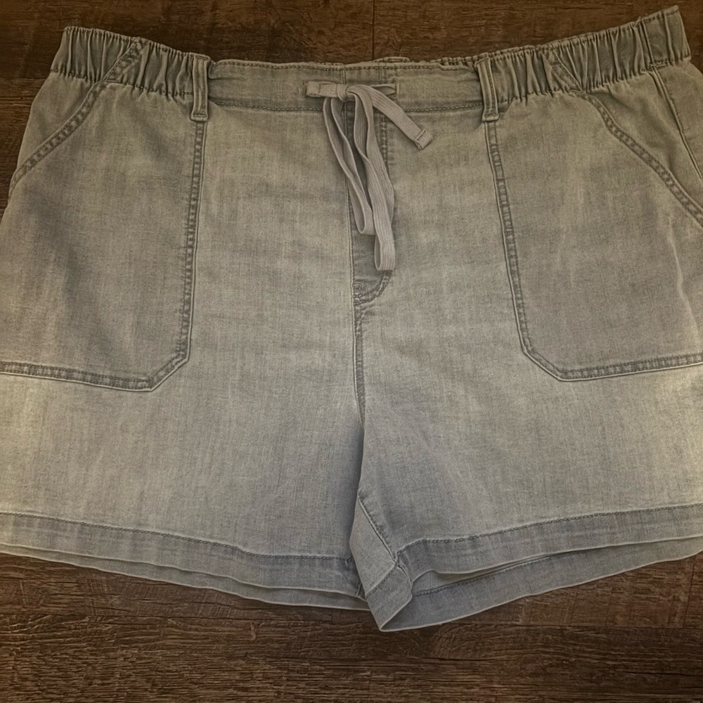 Women's Denim Shorts